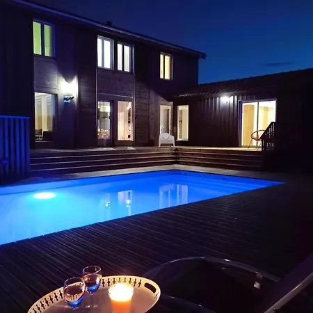 Wooden House Maison Les Terrasses, A Blend Of Authenticity And Refinement بيت للعطل *