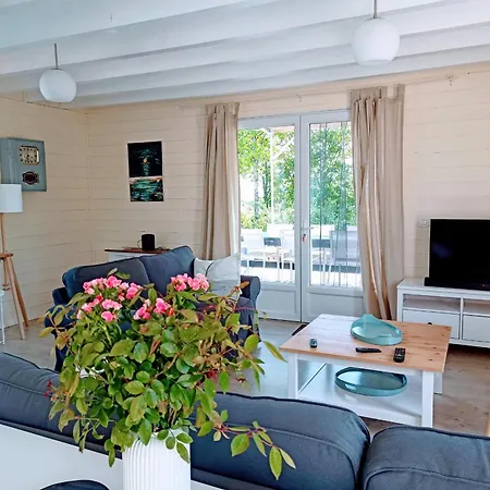 Wooden House Maison Les Terrasses, A Blend Of Authenticity And Refinement * Devillac